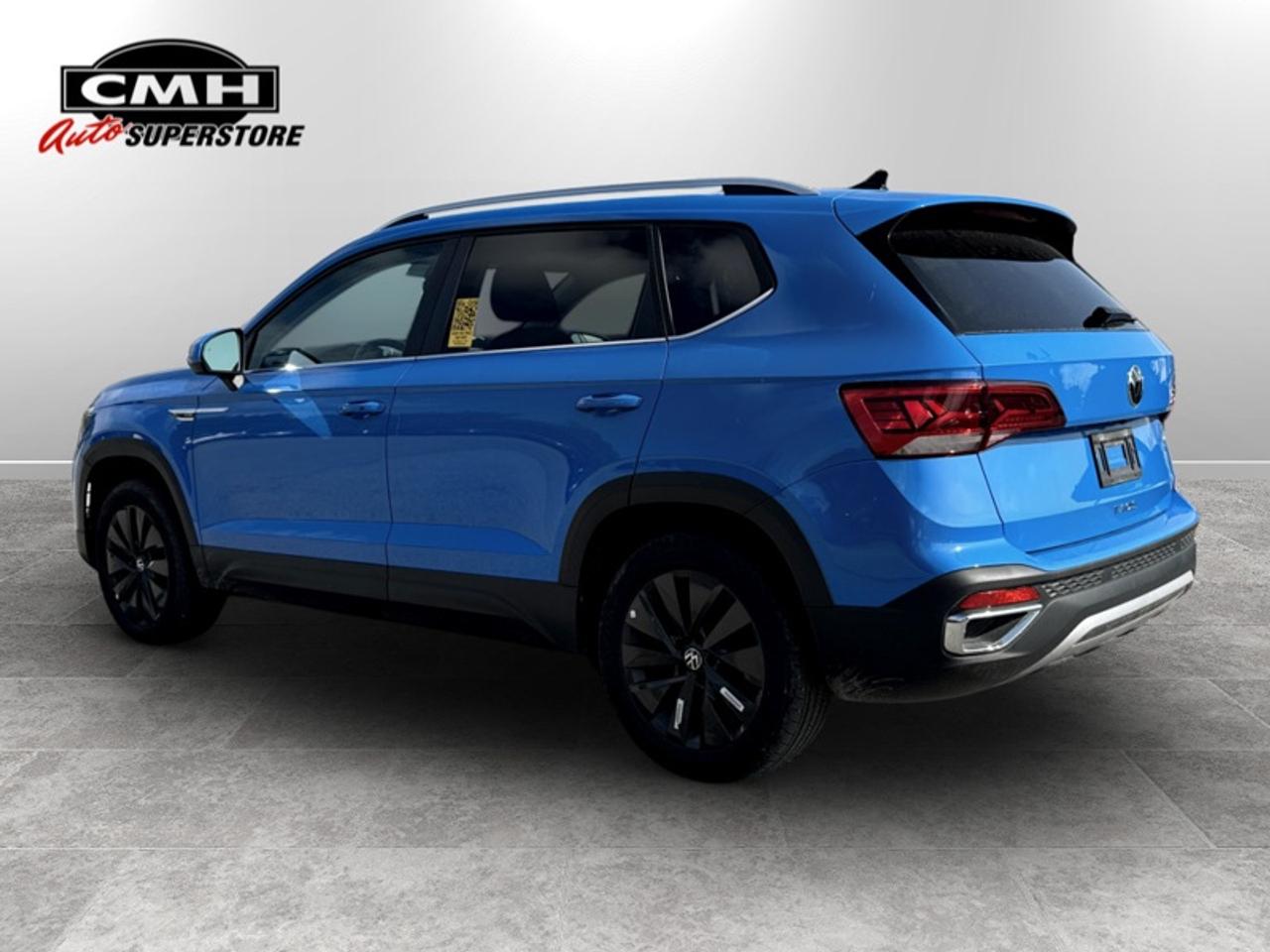 2024 Volkswagen Taos Comfortline w/Sunroof Pkg  *CLEAN CARFAX* Photo
