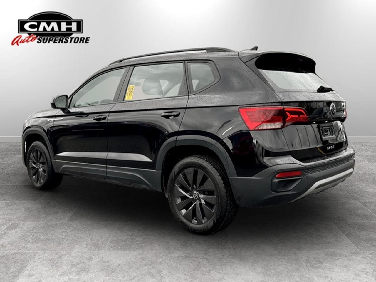 2024 Volkswagen Taos Trendline  **HEATED SW - APPLE CP** Photo2