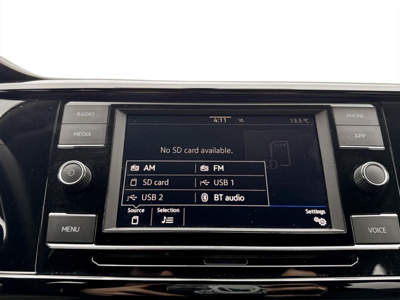 2024 Volkswagen Taos Trendline  **HEATED SW - APPLE CP** Photo