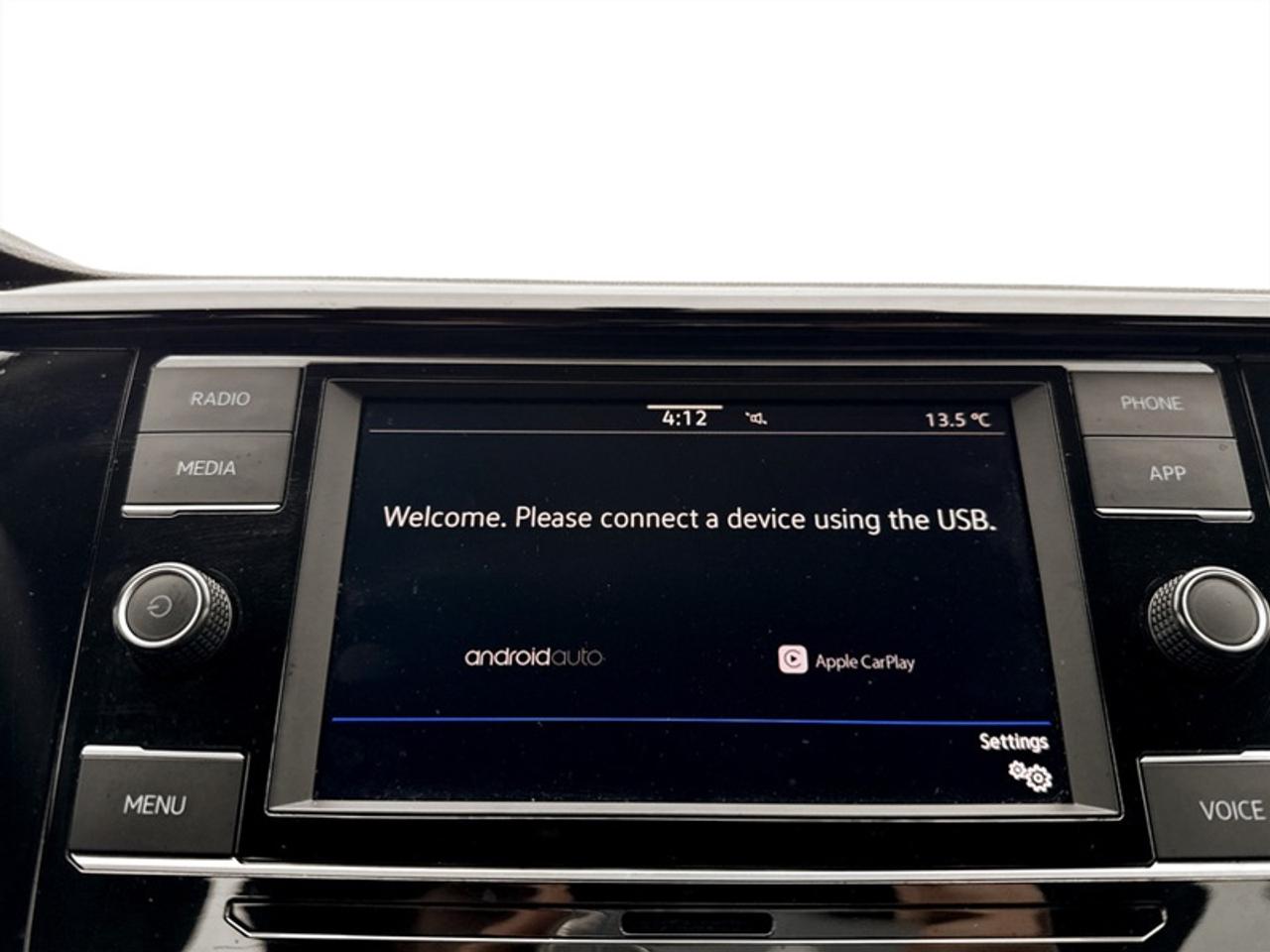 2024 Volkswagen Taos Trendline  **HEATED SW - APPLE CP** Photo