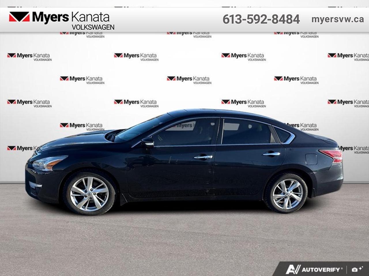 2014 Nissan Altima 2.5 SL  - Sunroof -  Leather Seats Photo5