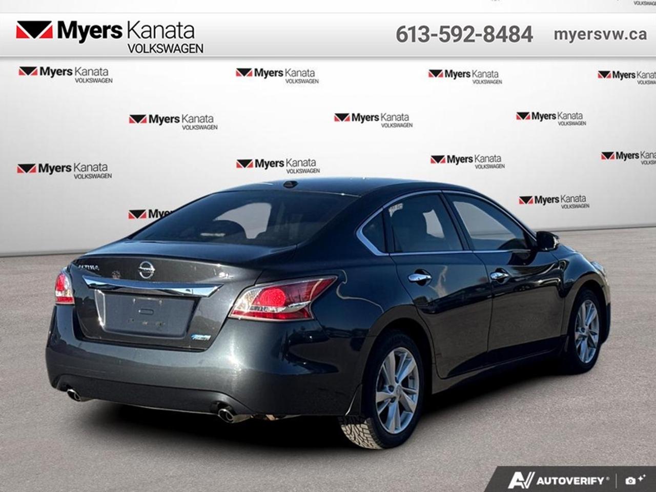 2014 Nissan Altima 2.5 SL  - Sunroof -  Leather Seats Photo