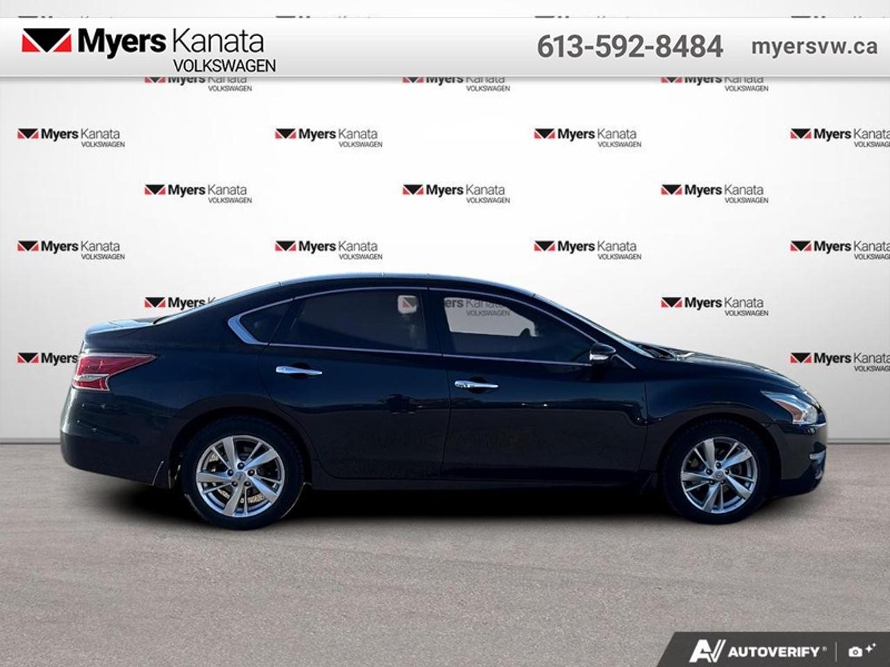 2014 Nissan Altima 2.5 SL  - Sunroof -  Leather Seats Photo