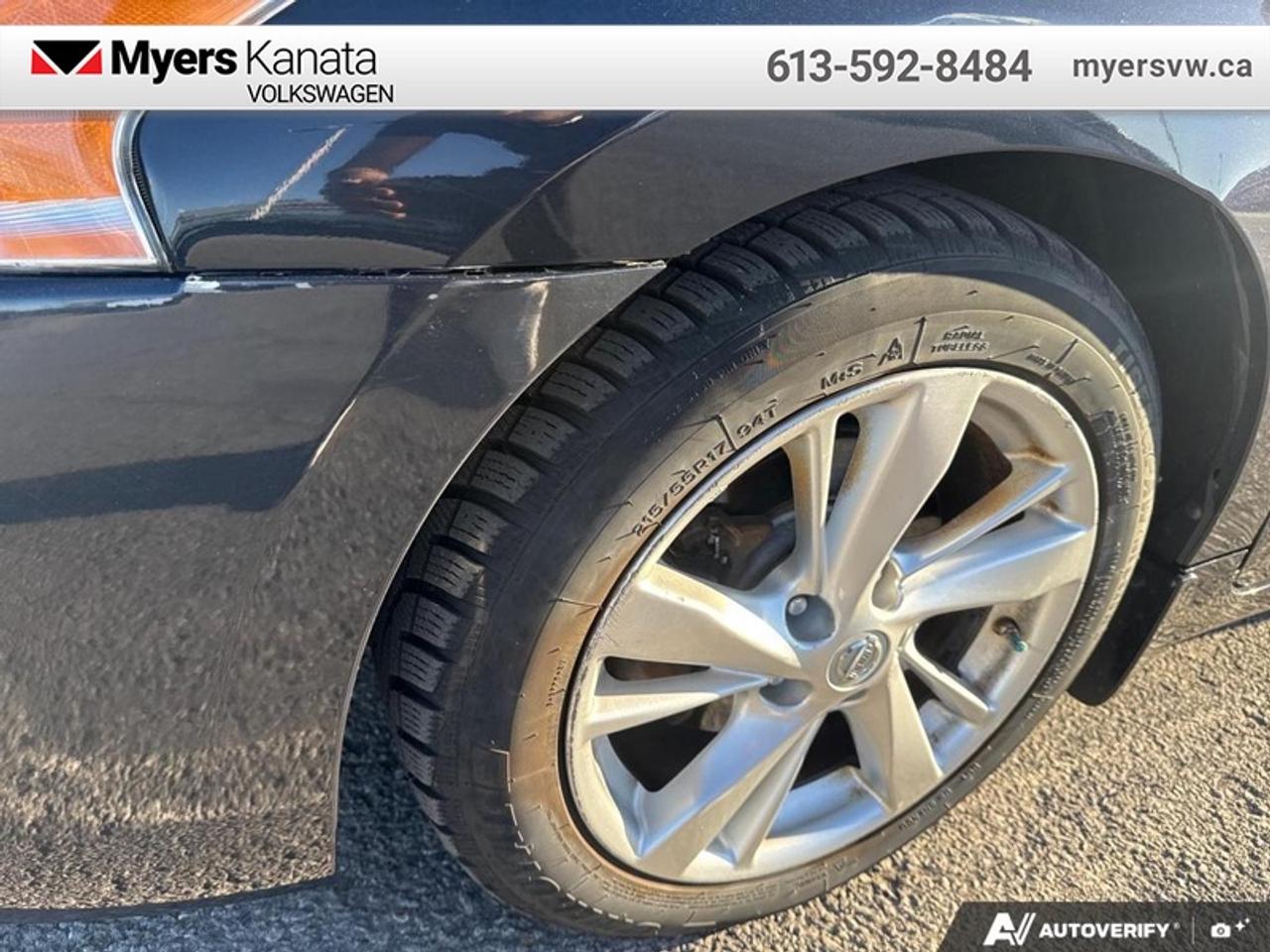 2014 Nissan Altima 2.5 SL  - Sunroof -  Leather Seats Photo