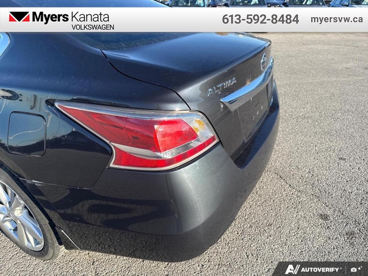 2014 Nissan Altima 2.5 SL  - Sunroof -  Leather Seats Photo