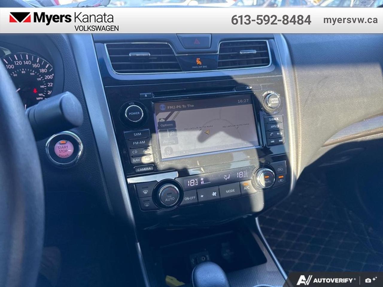 2014 Nissan Altima 2.5 SL  - Sunroof -  Leather Seats Photo