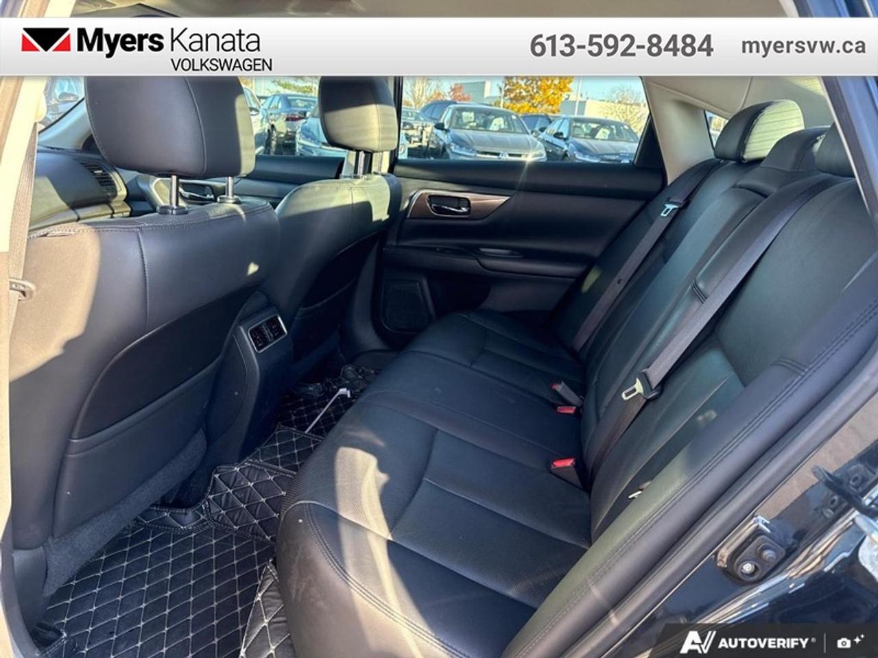 2014 Nissan Altima 2.5 SL  - Sunroof -  Leather Seats Photo