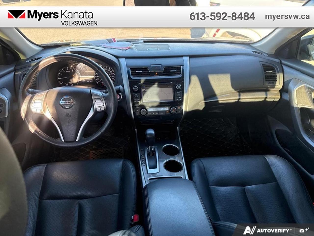 2014 Nissan Altima 2.5 SL  - Sunroof -  Leather Seats Photo