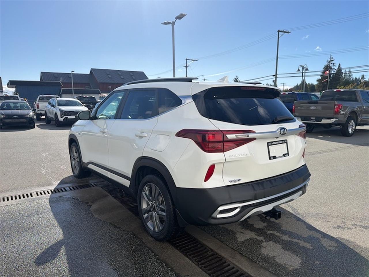 2021 Kia Seltos EX   - Sunroof Photo2