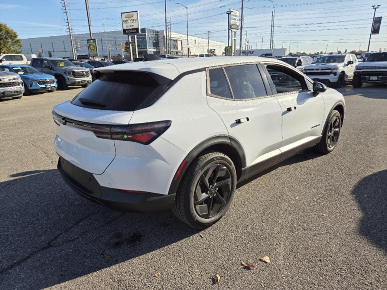 2027 Chevrolet Equinox EV LT1 w/PCY Photo