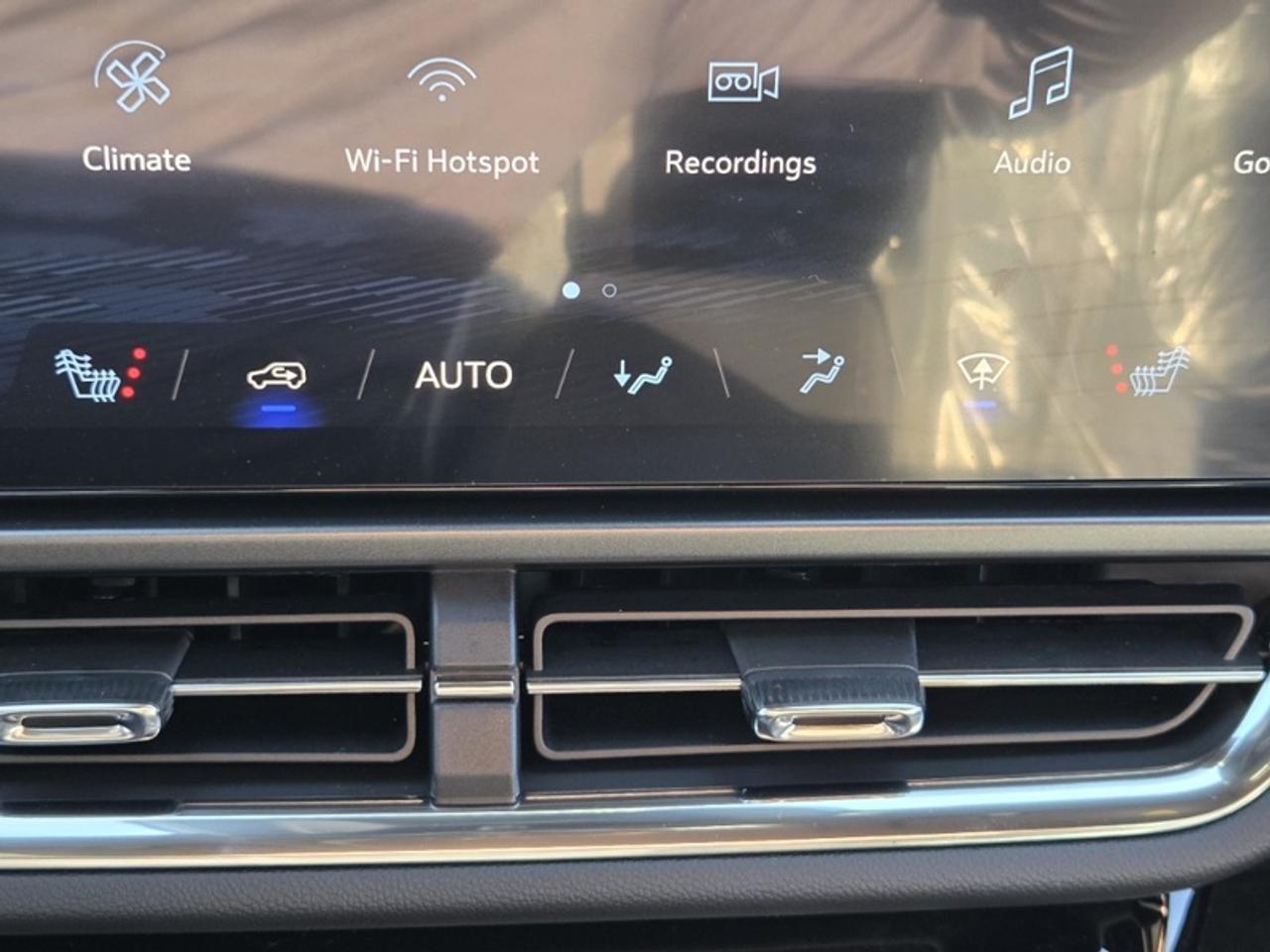 2027 Chevrolet Equinox EV LT1 w/PCY Photo
