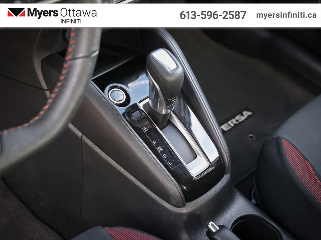 2023 Nissan Versa SR   Accident Free, Navi, Heated Seats Photo