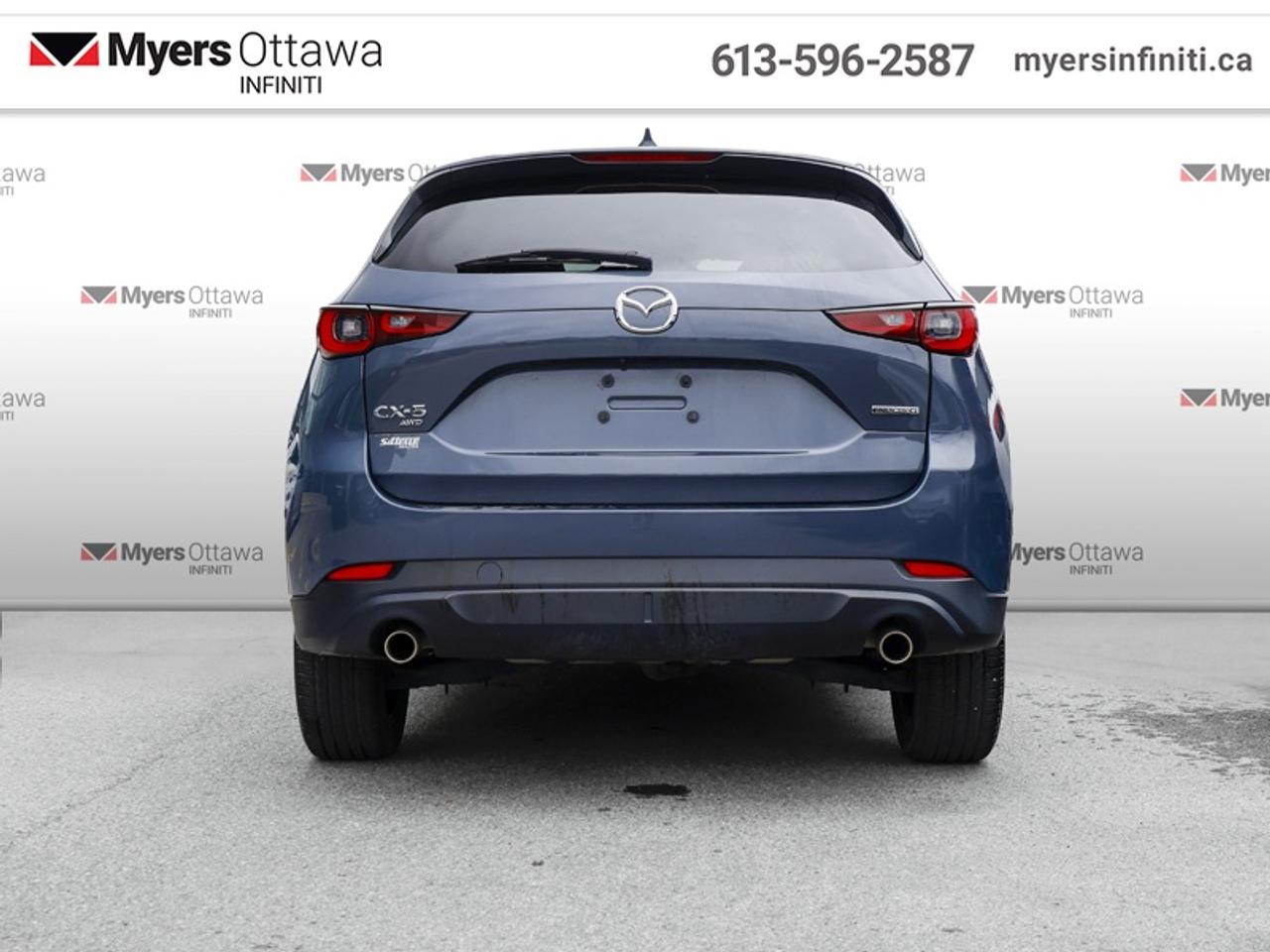2023 Mazda CX-5 Kuro  Sunroof, Power Liftgate, Low KMS! Photo