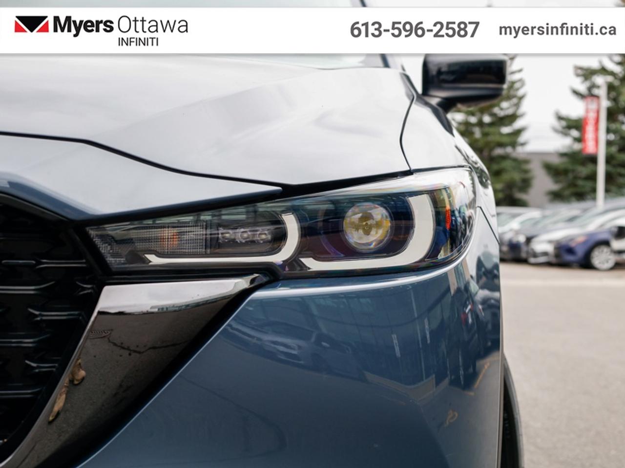 2023 Mazda CX-5 Kuro  Sunroof, Power Liftgate, Low KMS! Photo