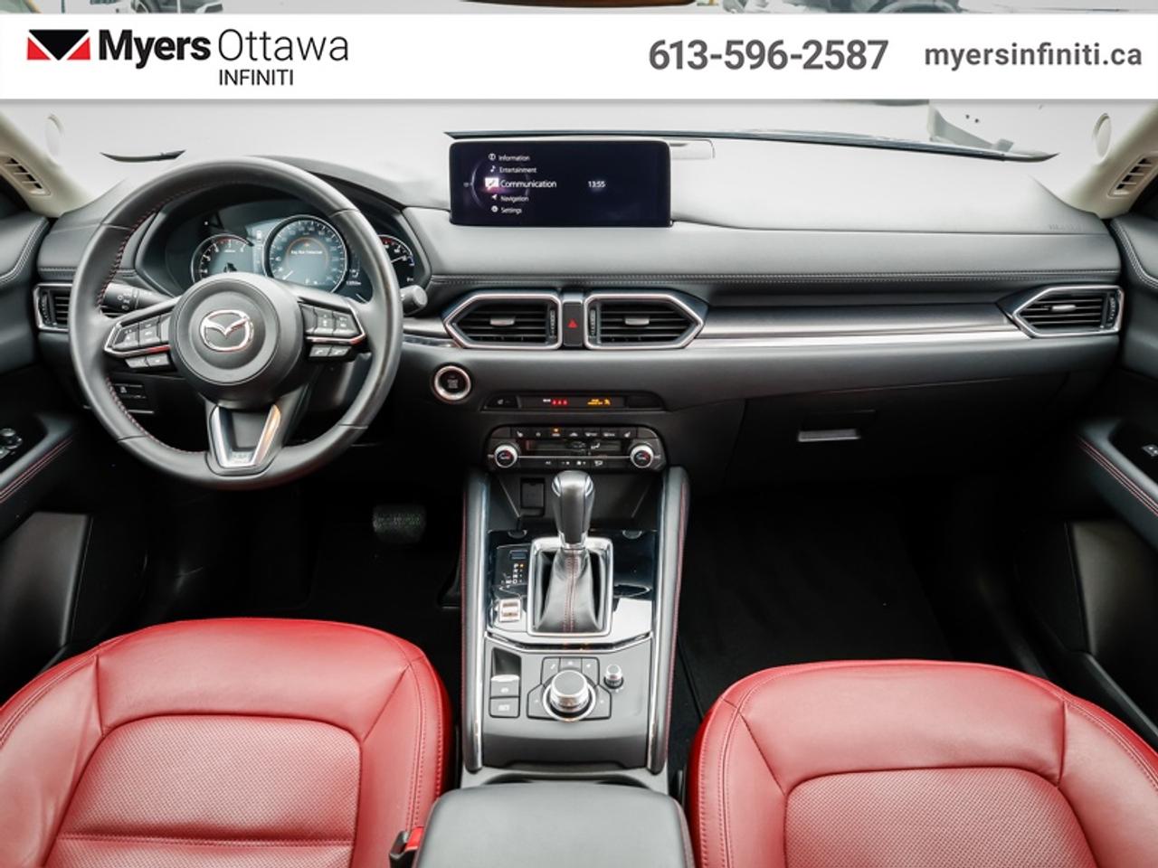 2023 Mazda CX-5 Kuro  Sunroof, Power Liftgate, Low KMS! Photo