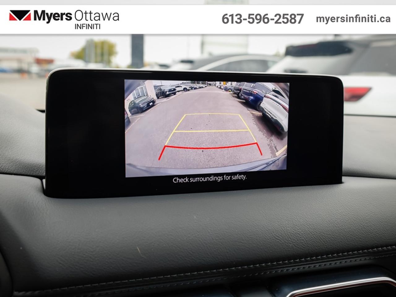 2023 Mazda CX-5 Kuro  Sunroof, Power Liftgate, Low KMS! Photo