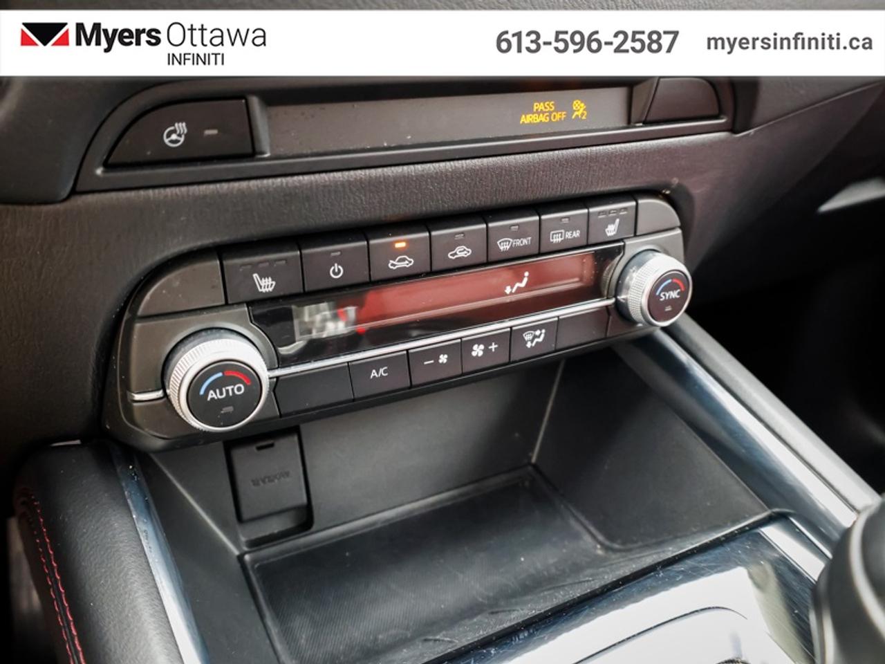 2023 Mazda CX-5 Kuro  Sunroof, Power Liftgate, Low KMS! Photo