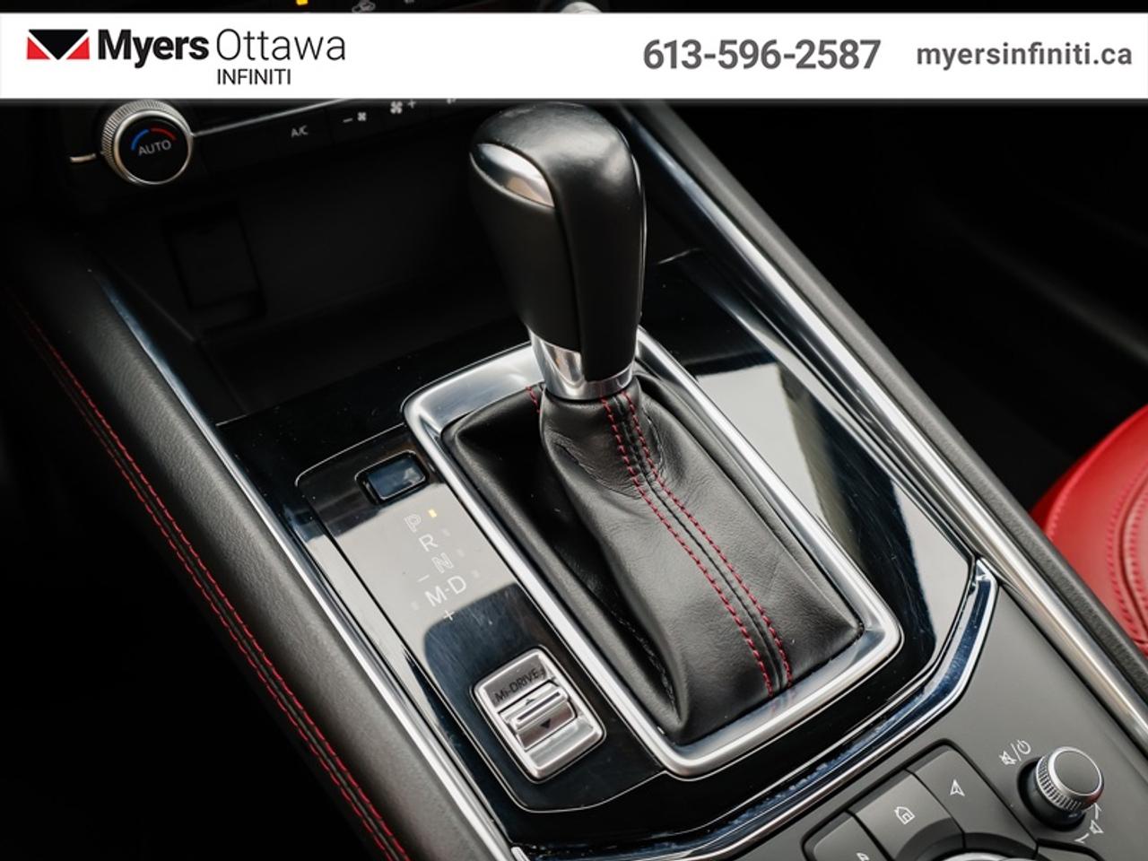 2023 Mazda CX-5 Kuro  Sunroof, Power Liftgate, Low KMS! Photo