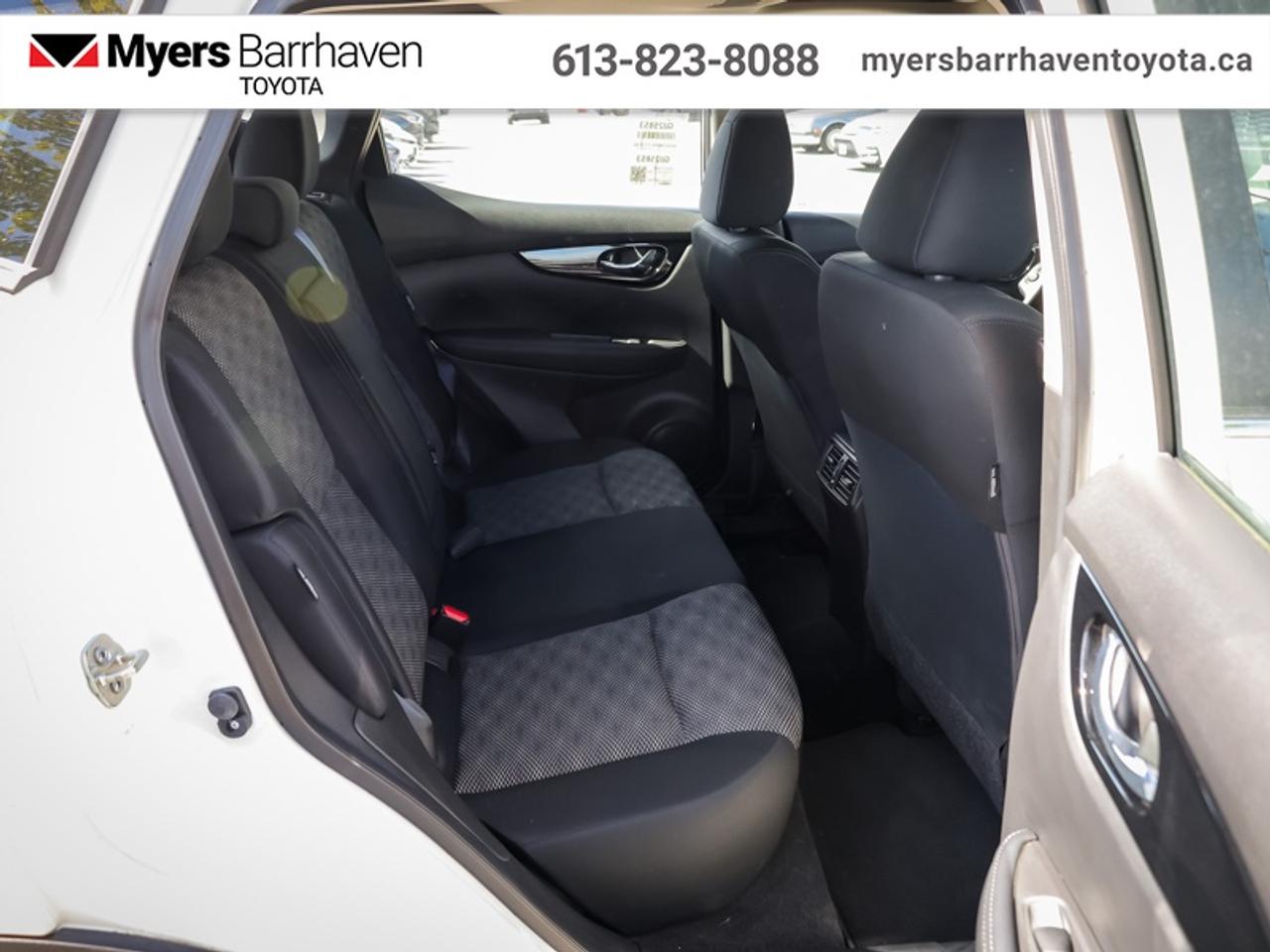 2023 Nissan Qashqai SV AWD  - Sunroof -  Heated Seats - $176 B/W Photo