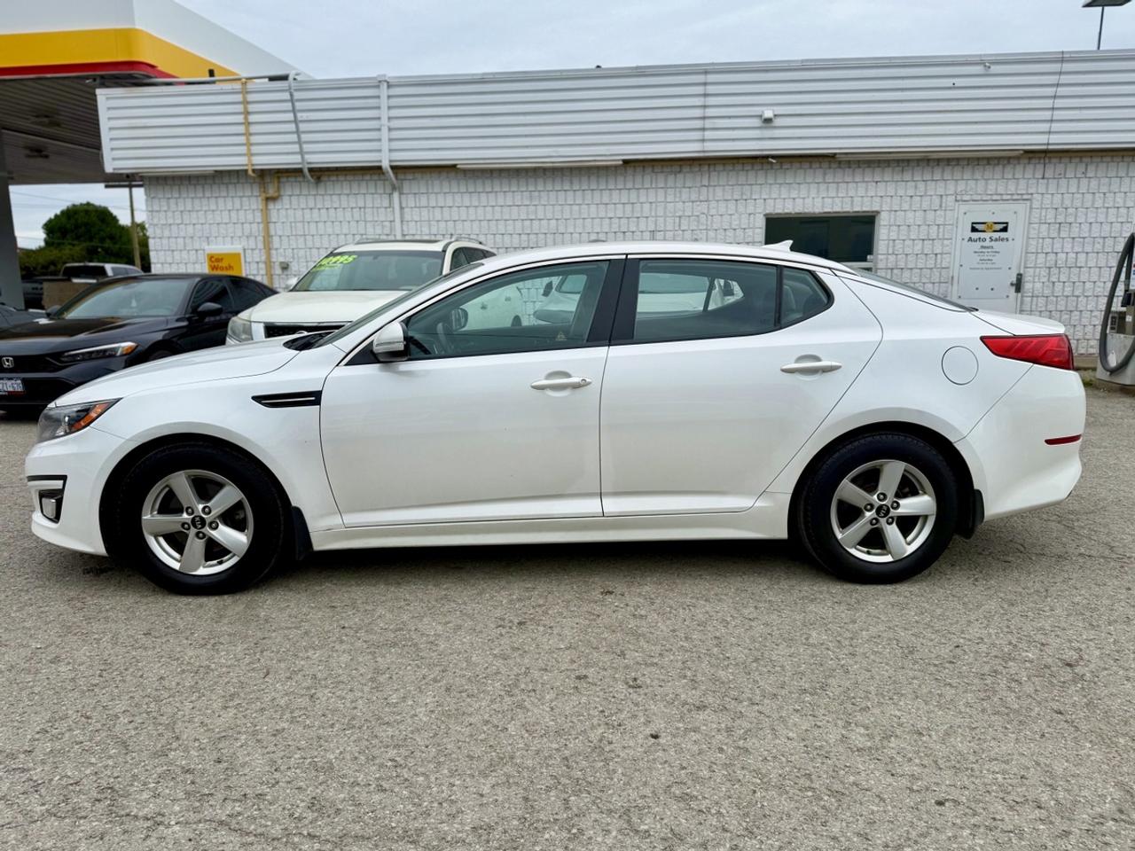 2015 Kia Optima LX - NO ACCIDENTS - ONE OWNER Photo