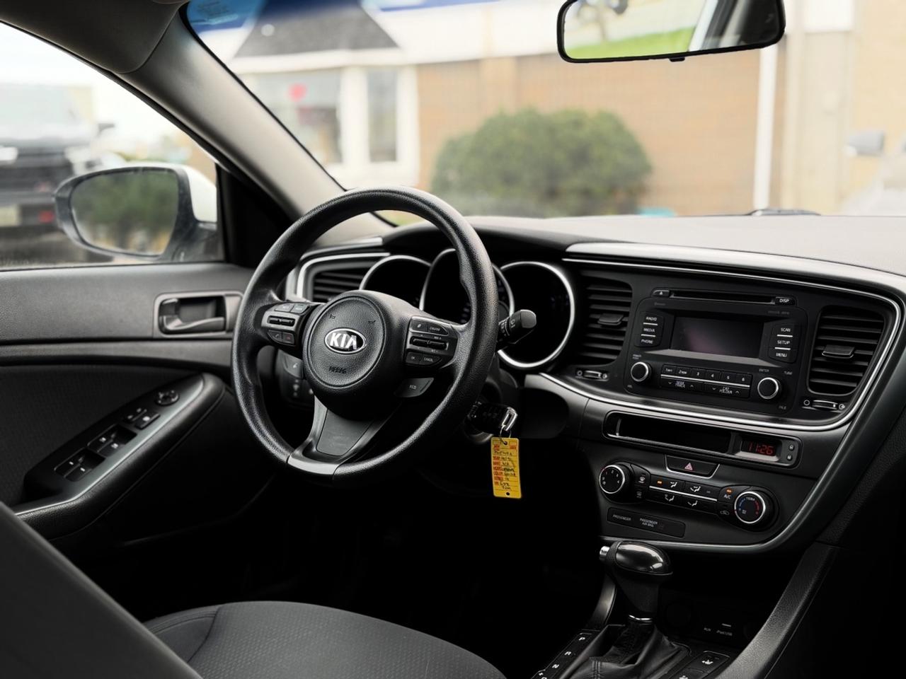2015 Kia Optima LX - NO ACCIDENTS - ONE OWNER Photo
