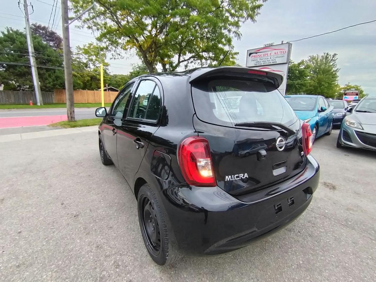 2016 Nissan Micra SV Photo