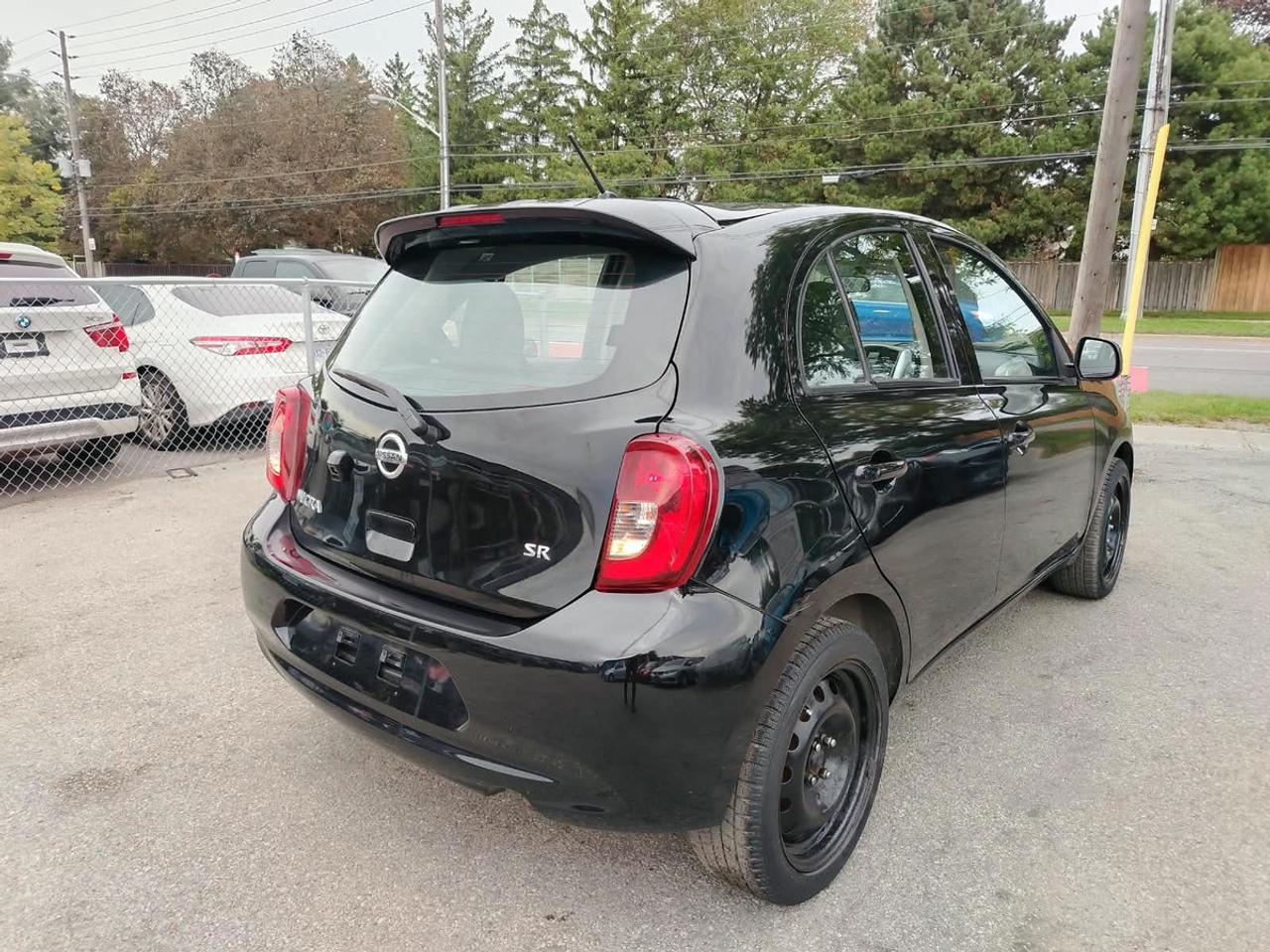 2016 Nissan Micra SV Photo