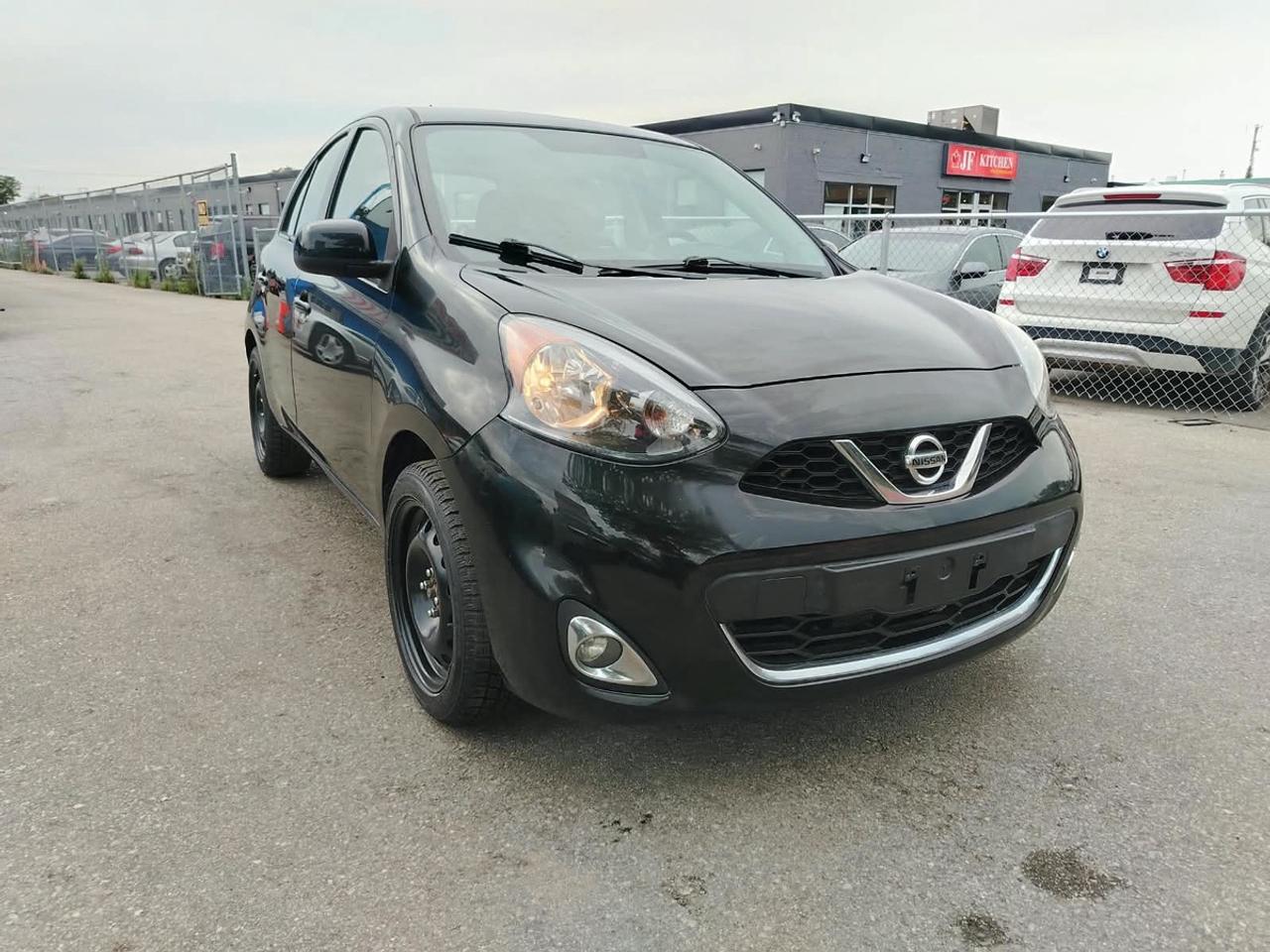 2016 Nissan Micra SV Photo