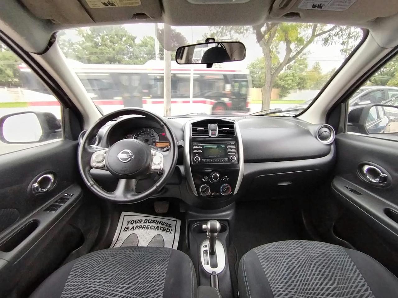 2016 Nissan Micra SV Photo