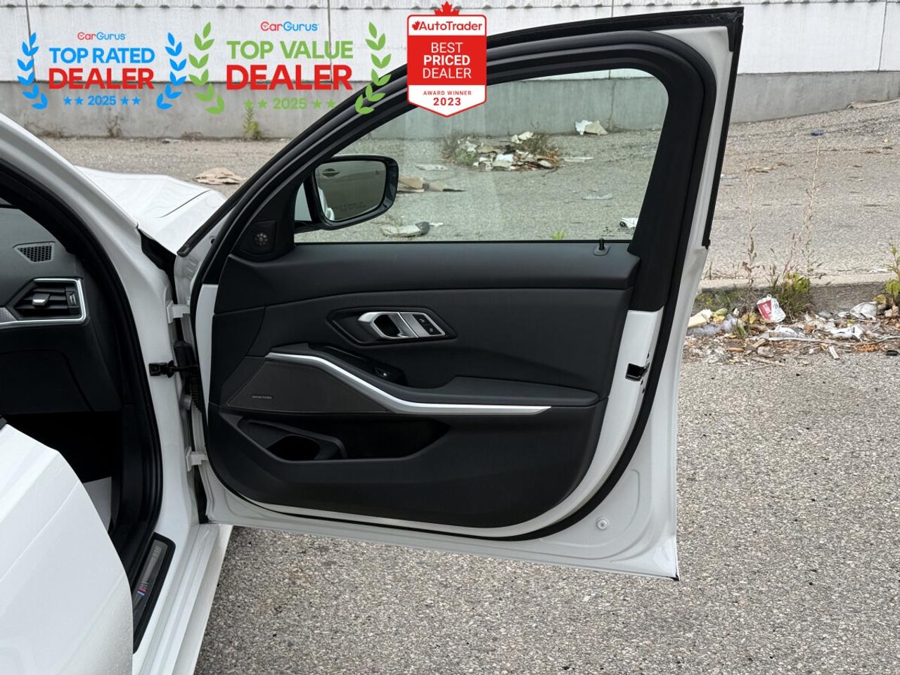 2020 BMW 3 Series 330i //M PKG | HARMAN KARDON | PANO | LOADED Photo