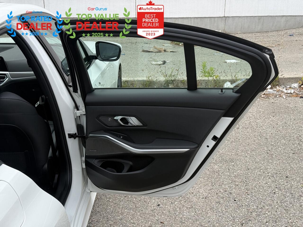 2020 BMW 3 Series 330i //M PKG | HARMAN KARDON | PANO | LOADED Photo