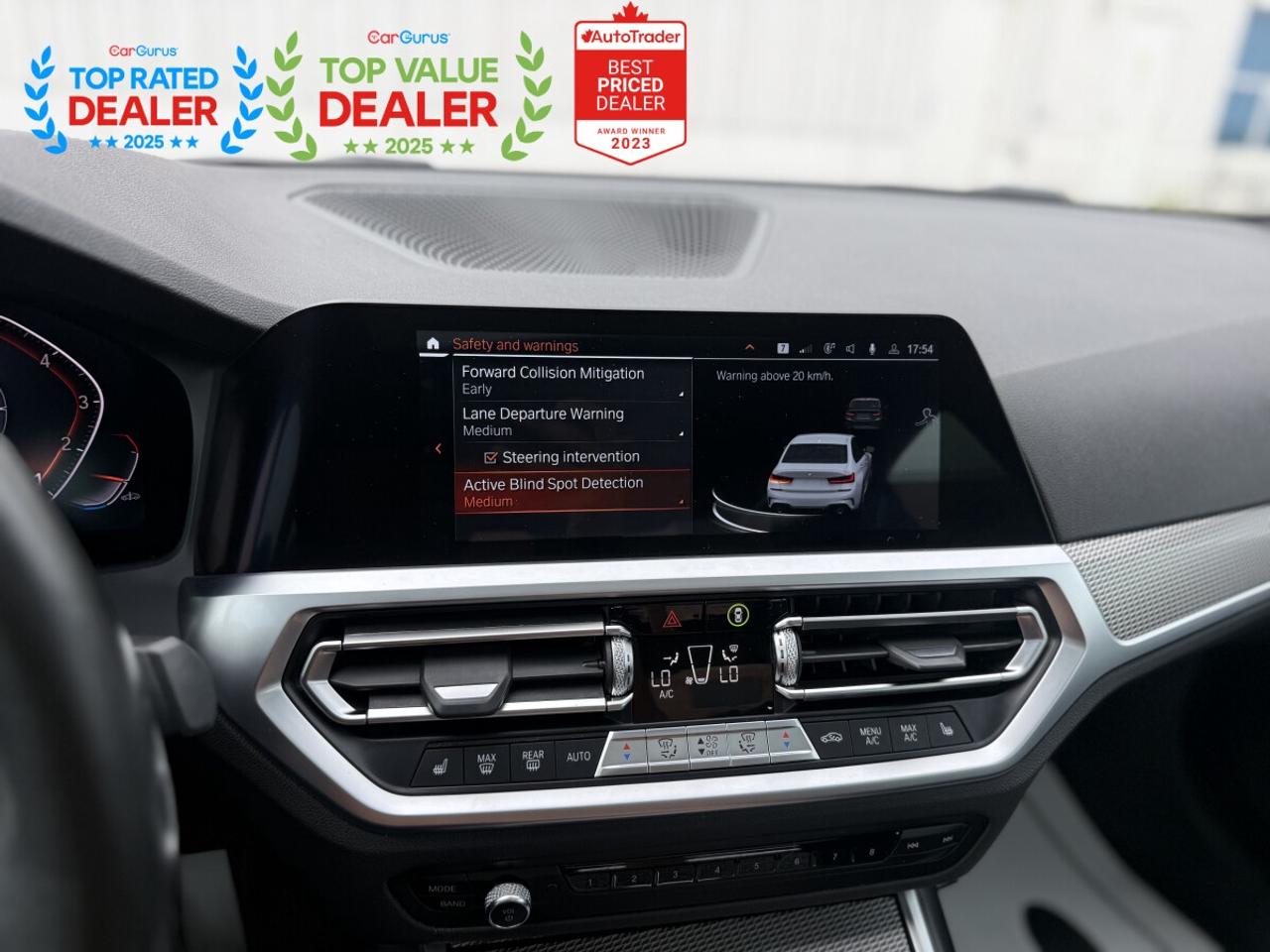 2020 BMW 3 Series 330i //M PKG | HARMAN KARDON | PANO | LOADED Photo