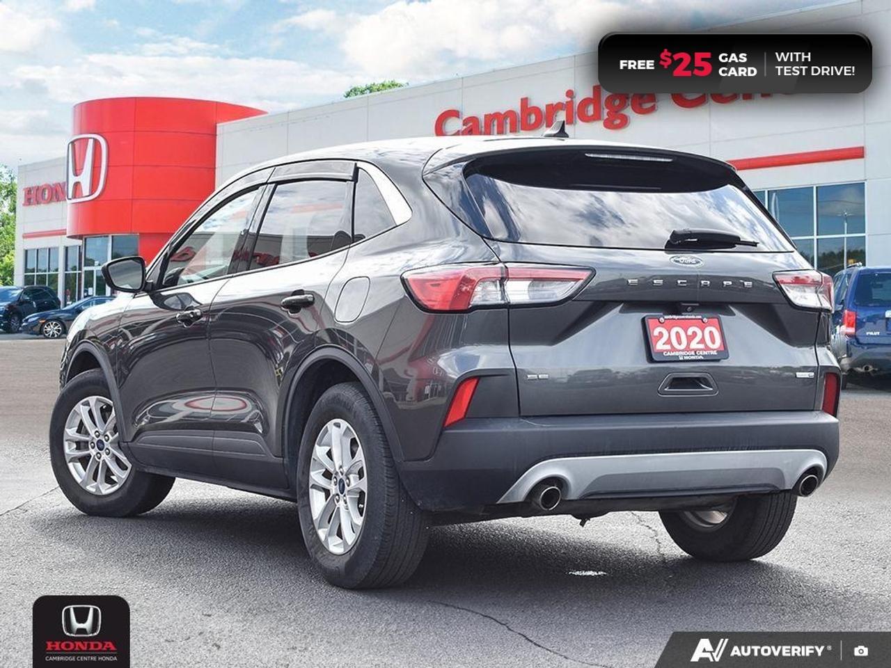 2020 Ford Escape SE Photo