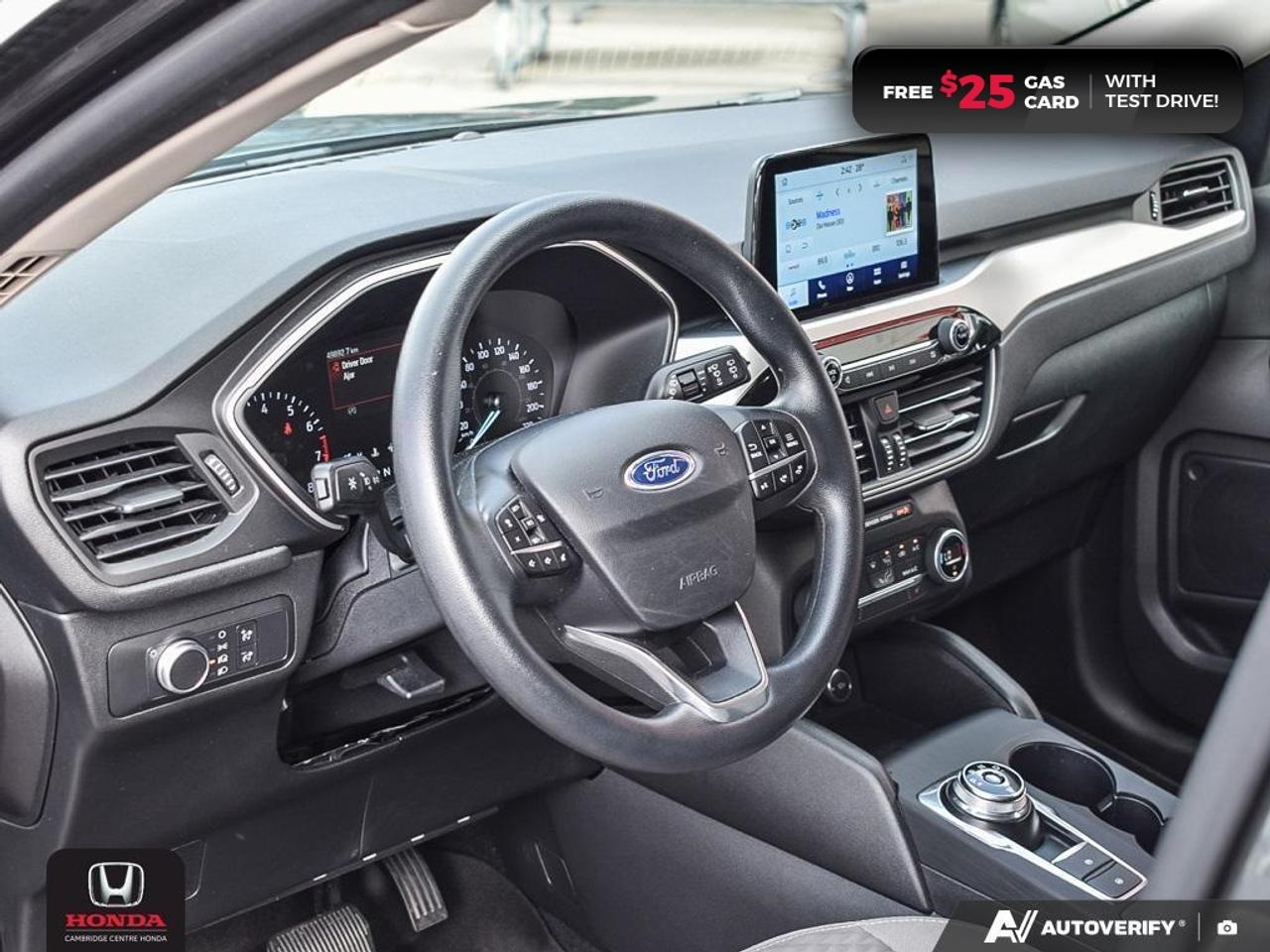 2020 Ford Escape SE Photo