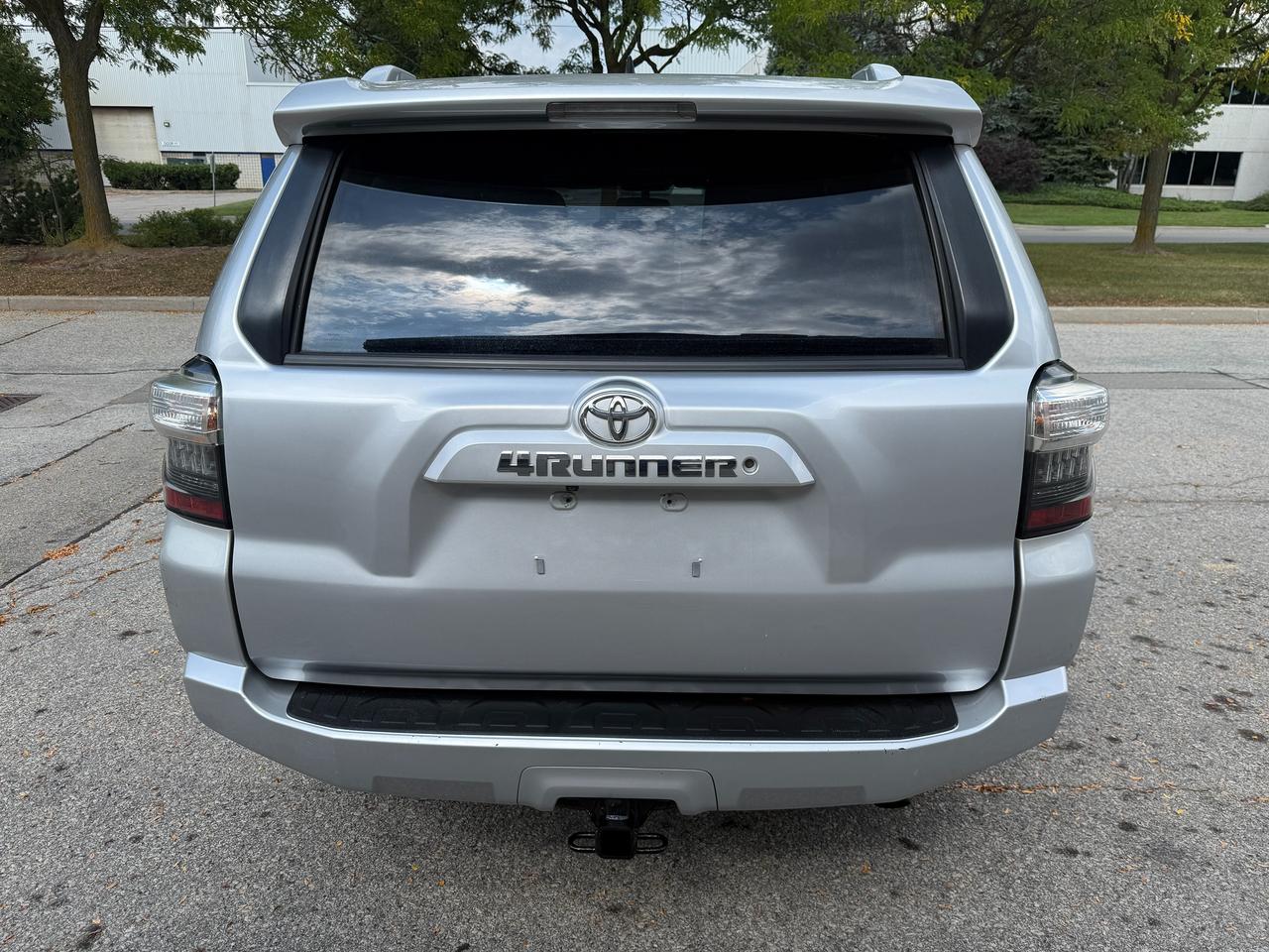 2014 Toyota 4Runner 7PASS/NAV/NO ACCIDENTS/SERVICE RECORDS/CERTIFIED! Photo