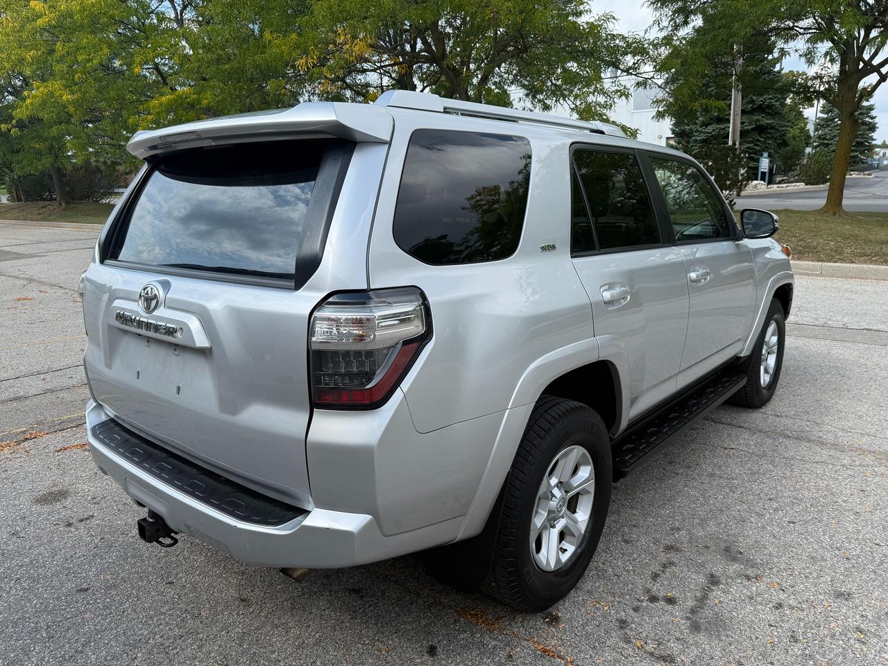 2014 Toyota 4Runner 7PASS/NAV/NO ACCIDENTS/SERVICE RECORDS/CERTIFIED! Photo