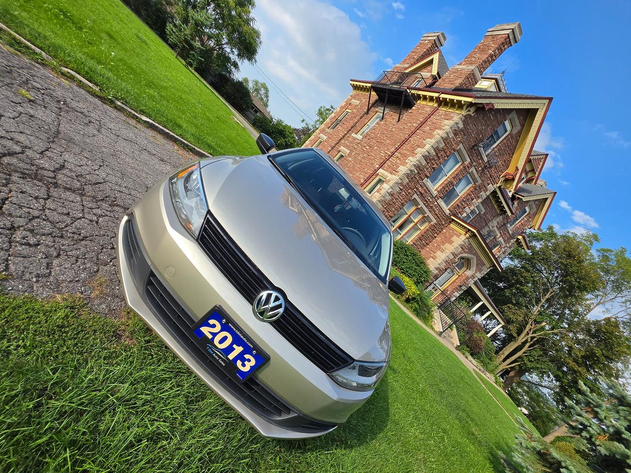 2013 Volkswagen Jetta Trendline Photo