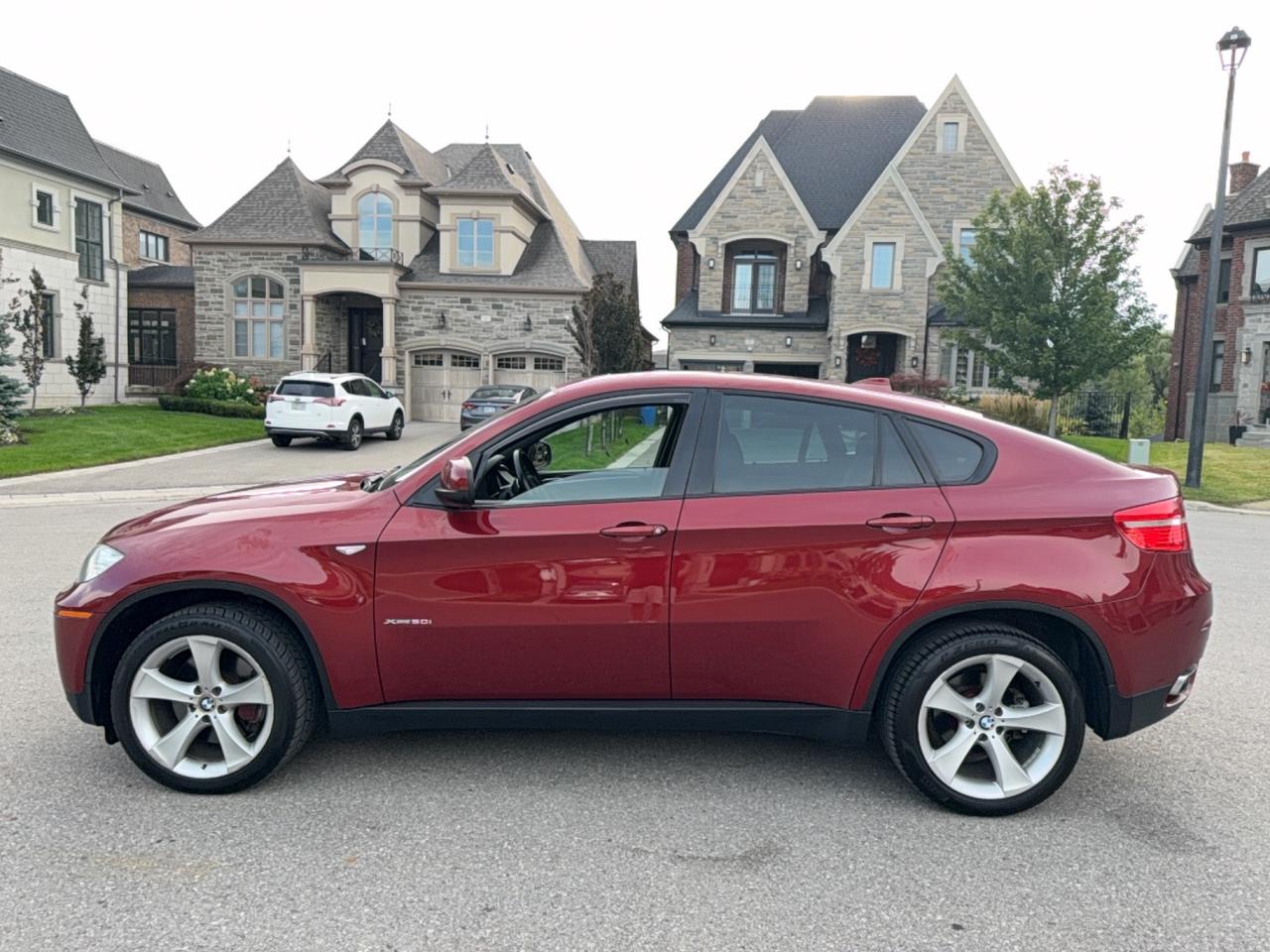 2009 BMW X6 50i Photo1