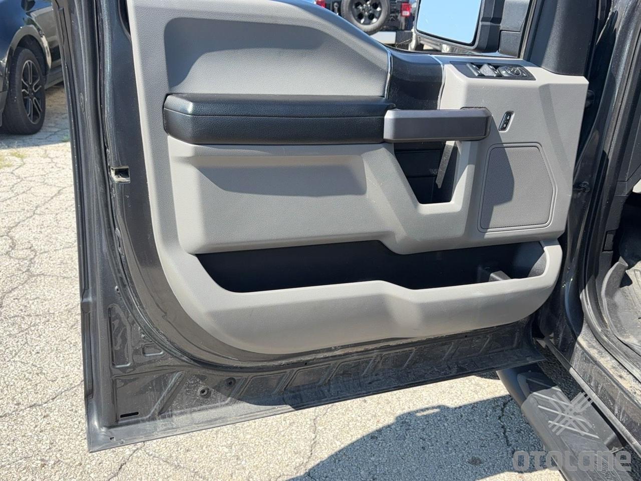 2019 Ford F-150 XLT SuperCrew 5.5-ft. Bed 4WD - Single Owner Photo