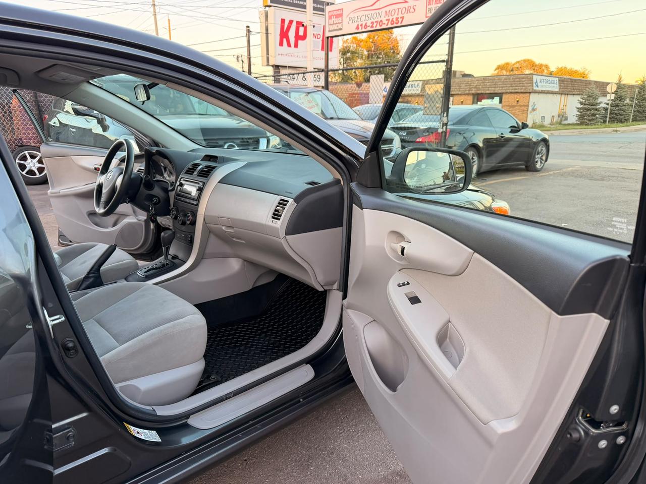 2012 Toyota Corolla CE Photo