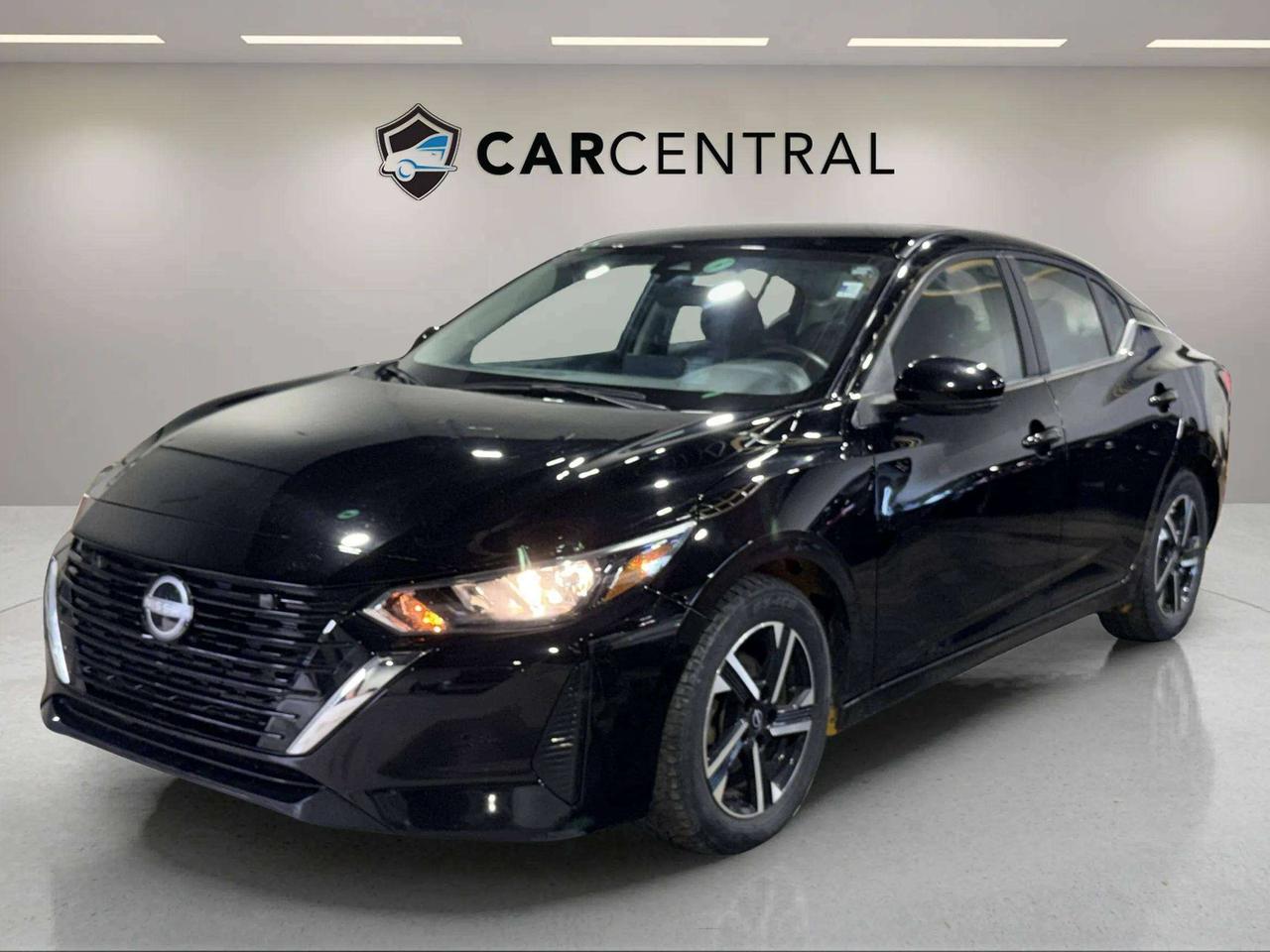 2024 Nissan Sentra SV| CLEAN CARFAX| STARTER| BLIND SPOT| HTD SEATS Photo