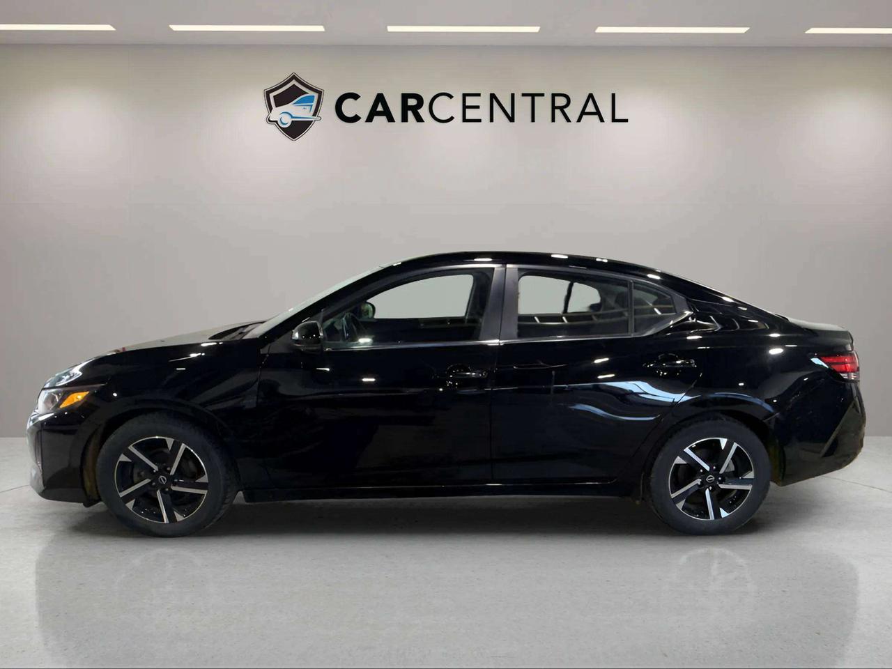 2024 Nissan Sentra SV| CLEAN CARFAX| STARTER| BLIND SPOT| HTD SEATS Photo5