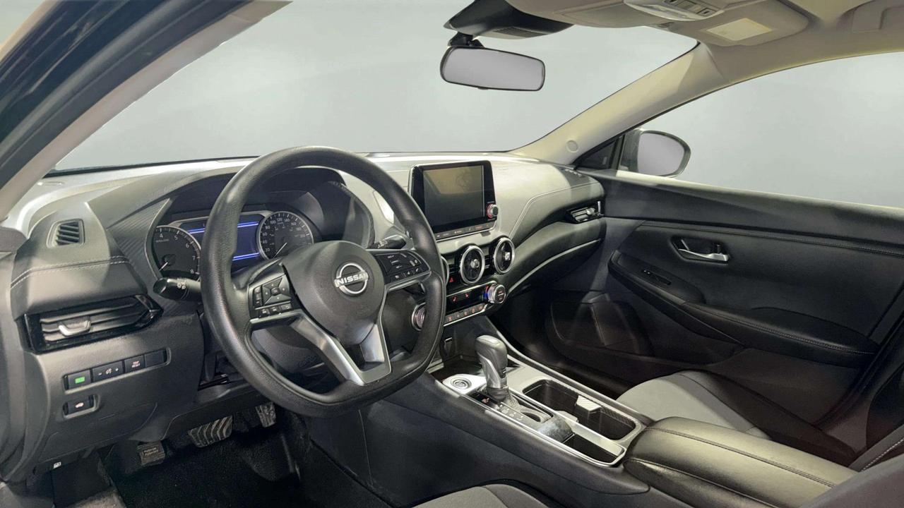 2024 Nissan Sentra SV| CLEAN CARFAX| STARTER| BLIND SPOT| HTD SEATS Photo