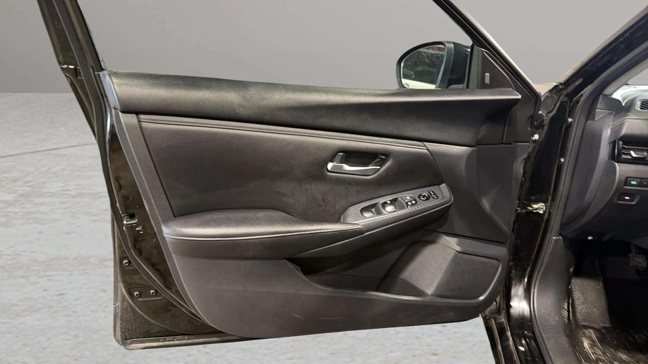 2024 Nissan Sentra SV| CLEAN CARFAX| STARTER| BLIND SPOT| HTD SEATS Photo