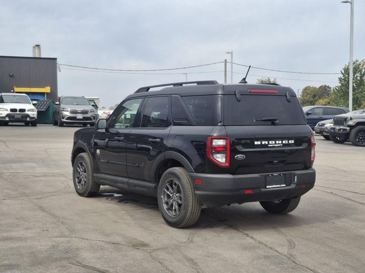 2024 Ford Bronco Sport Big Bend 4WD | Heated Seats | Remote Start | CarPlay + Android | Rear Camera | and More ! Photo
