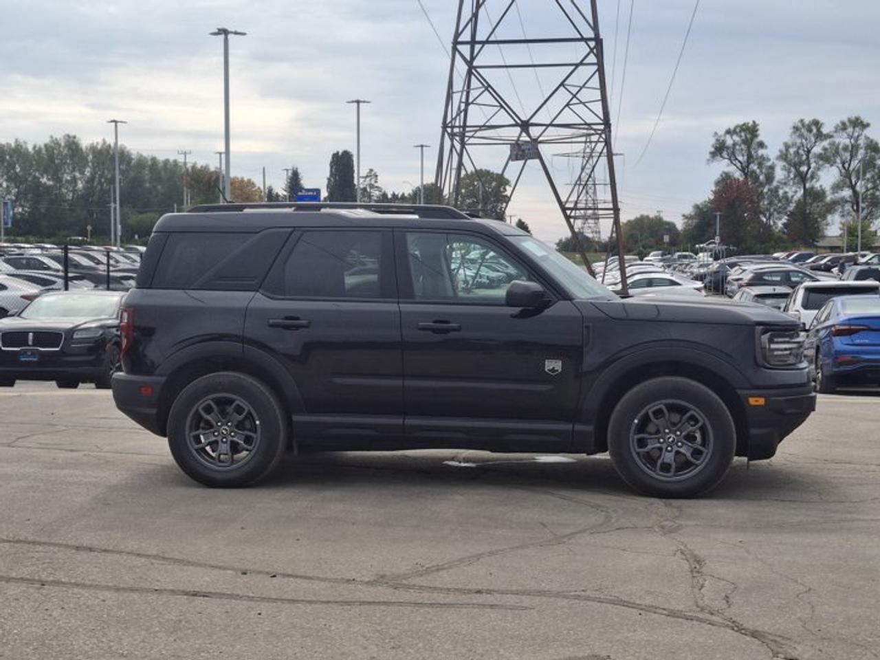 2024 Ford Bronco Sport Big Bend 4WD | Heated Seats | Remote Start | CarPlay + Android | Rear Camera | and More ! Photo