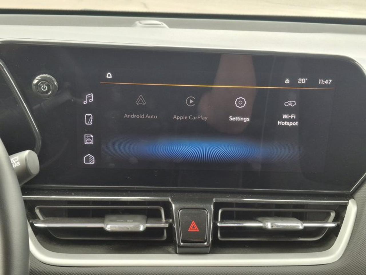 2024 Chevrolet TrailBlazer LT AWD | Heated Wheel + Seats | Remote Start | CarPlay + Android | BSA + RCTA | Rear Cam and More ! Photo