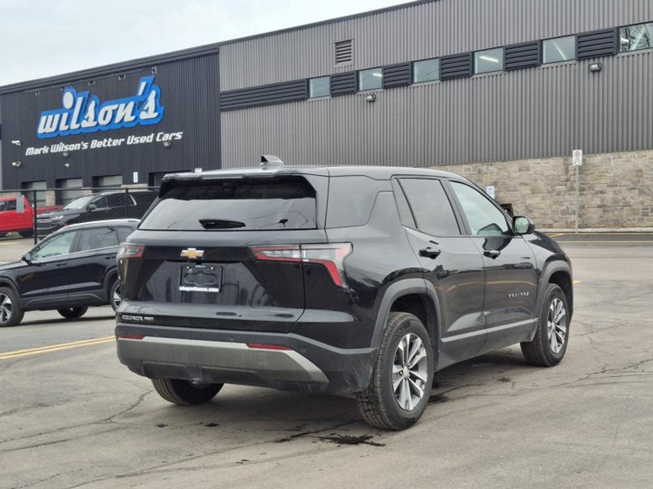 2025 Chevrolet Equinox AWD LT | Safety & Tech Pkg | 360 Camera | Heated Wheel + Seats | Remote Start and More! Photo