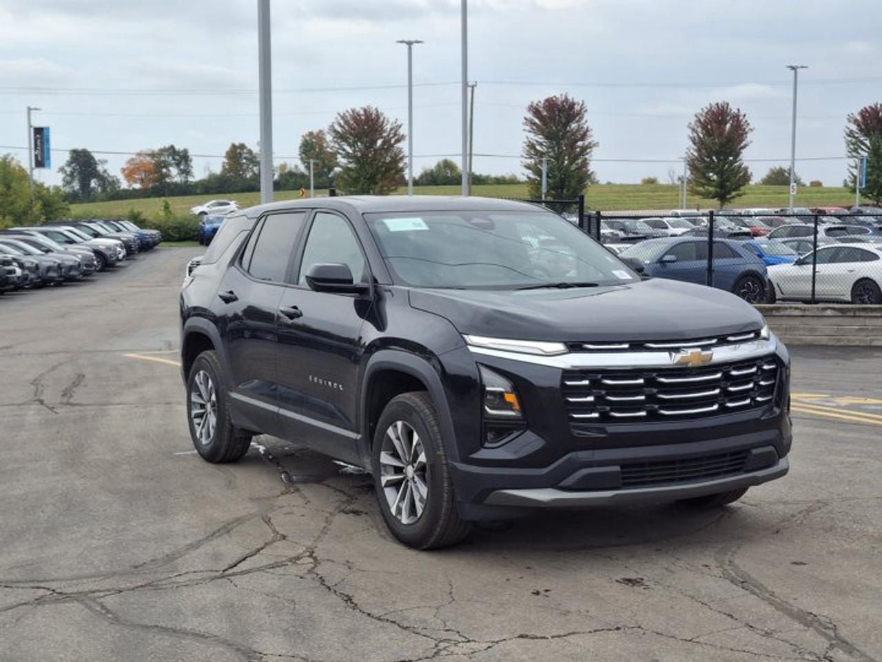 2025 Chevrolet Equinox AWD LT | Safety & Tech Pkg | 360 Camera | Heated Wheel + Seats | Remote Start and More! Photo