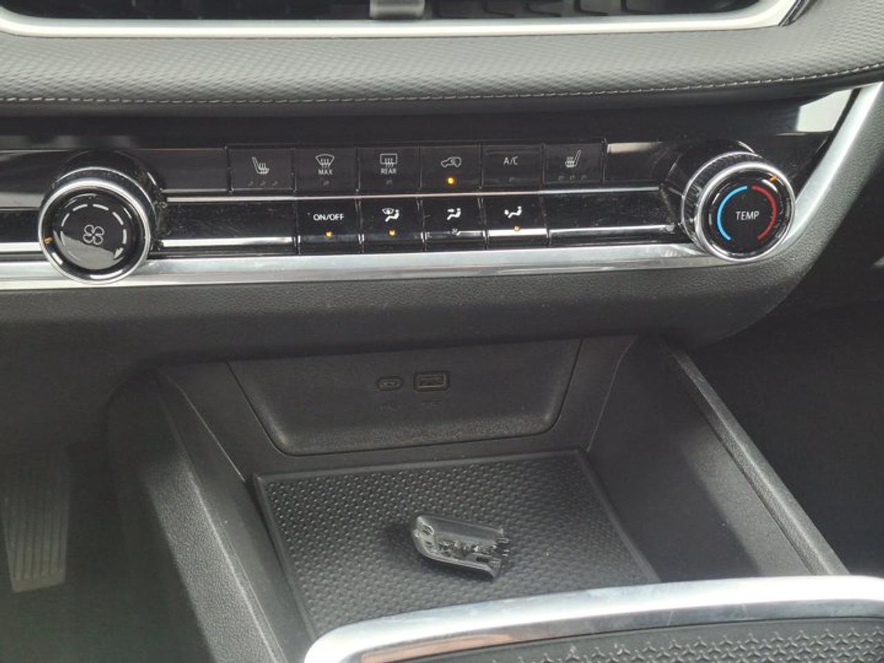 2025 Chevrolet Equinox AWD LT | Safety & Tech Pkg | 360 Camera | Heated Wheel + Seats | Remote Start and More! Photo